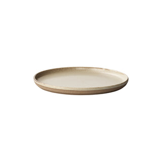 Photo of KINTO Ceramic Lab Plate 200mm ( Beige ) [ KINTO ] [ Plates ]