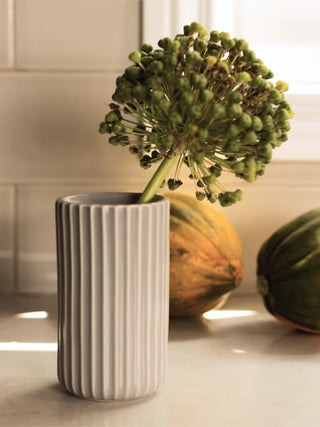 Photo of FABLE The Short Bud Vase ( ) [ Fable ] [ Vase ]