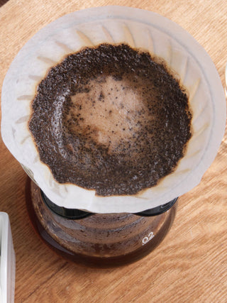 Photo of HARIO V60-02 Glass Dripper (Black) ( ) [ HARIO ] [ Pourover Brewers ]