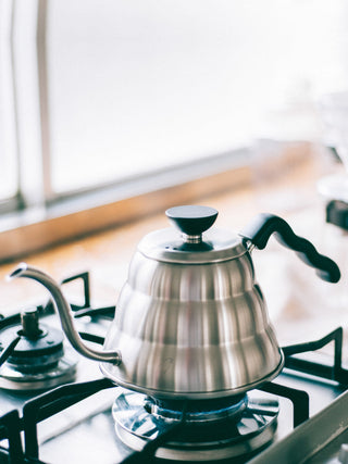 Photo of HARIO Buono Drip Kettle (1L/34oz) ( ) [ HARIO ] [ Kettles ]