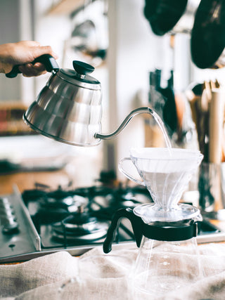 Photo of HARIO Buono Drip Kettle (1L/34oz) ( ) [ HARIO ] [ Kettles ]