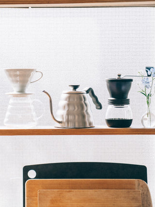 Photo of HARIO Buono Drip Kettle (1200ml/41oz) ( ) [ HARIO ] [ Kettles ]
