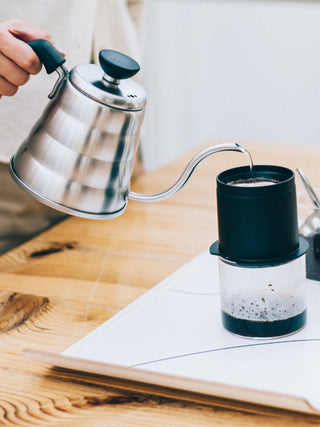 Photo of HARIO Buono Drip Kettle (700ml/24oz) ( ) [ HARIO ] [ Kettles ]