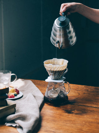 Photo of HARIO V60-02 Range Server (600ml/20oz) ( ) [ HARIO ] [ Decanters ]